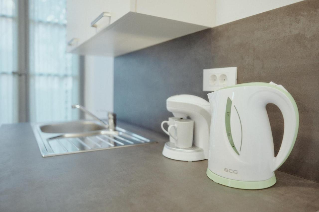 Apartments Pr' Stormanu Kanal エクステリア 写真